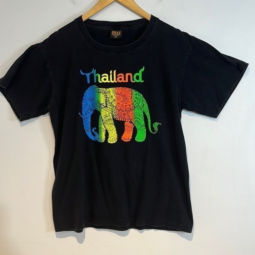 Vintage Thailand 100% cotton t-shirt black/rainbow elephant detail size large